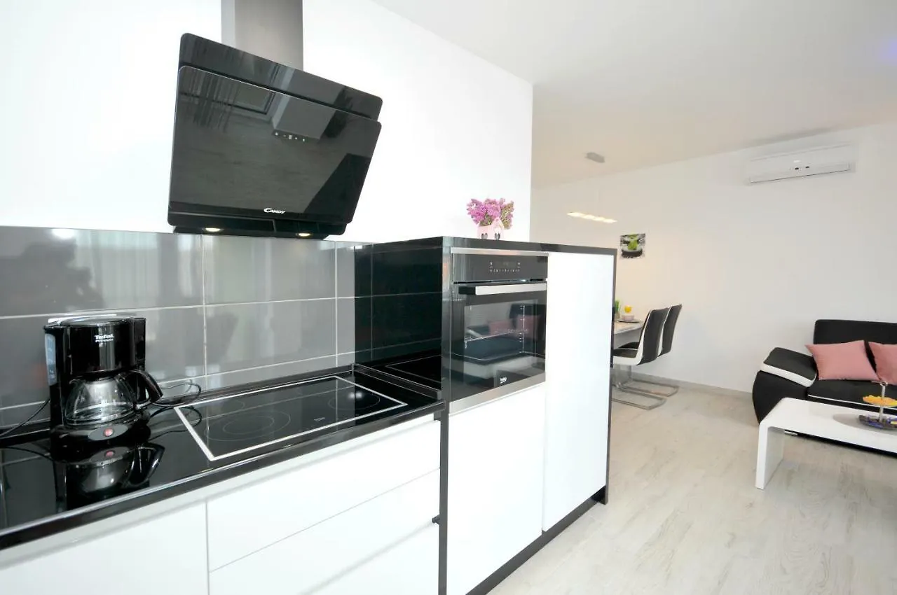 Apartments Adrian Trogir
